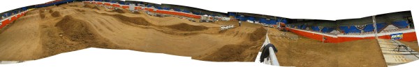 360 pan of the entire track from the starting gate
